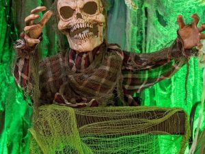 EUROPALMS Halloween Groundbreaker Skelett Monster, 45cm