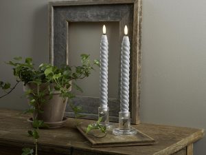 STAR TRADING LED-Echtwachs-Leuchterkerze 'Flamme Swirl Antique' 2er Set