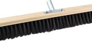 Saalbesen Qualitätsmischung L.800mm m.Metallstielhalter Flachholz