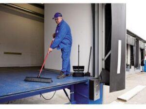 haug Besen IN-UP 987 Hof/Garage 0,35-0,7mm hart schwarz