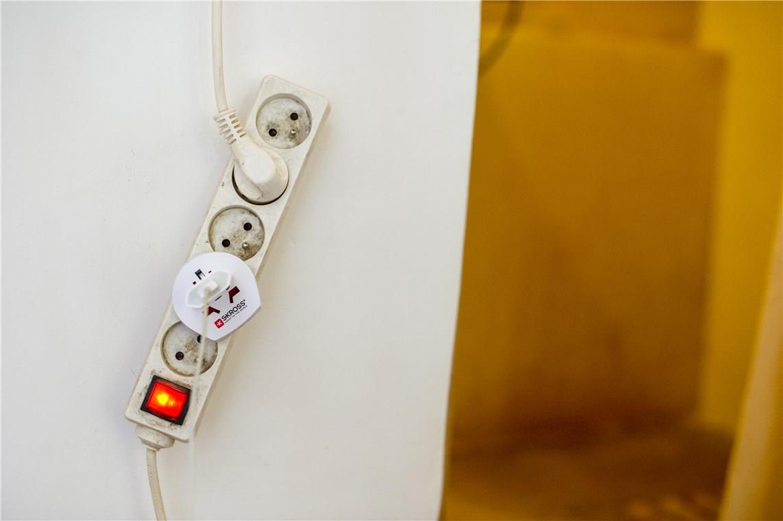 Länderadapter Welt auf Europa- VPE: 1