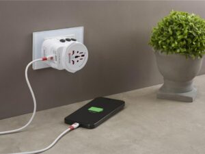 Reiseadapter PRO Light USB AC45PD- VPE: 1