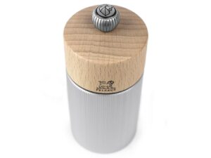 PEUGEOT Pfeffermühle 'Line Aluminium / Natur' Gebrauchsfertig: Pfefferkörner liegen bei