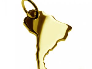 Anhänger der Landkarte Südamerika in massiv 585 Gelbgold
